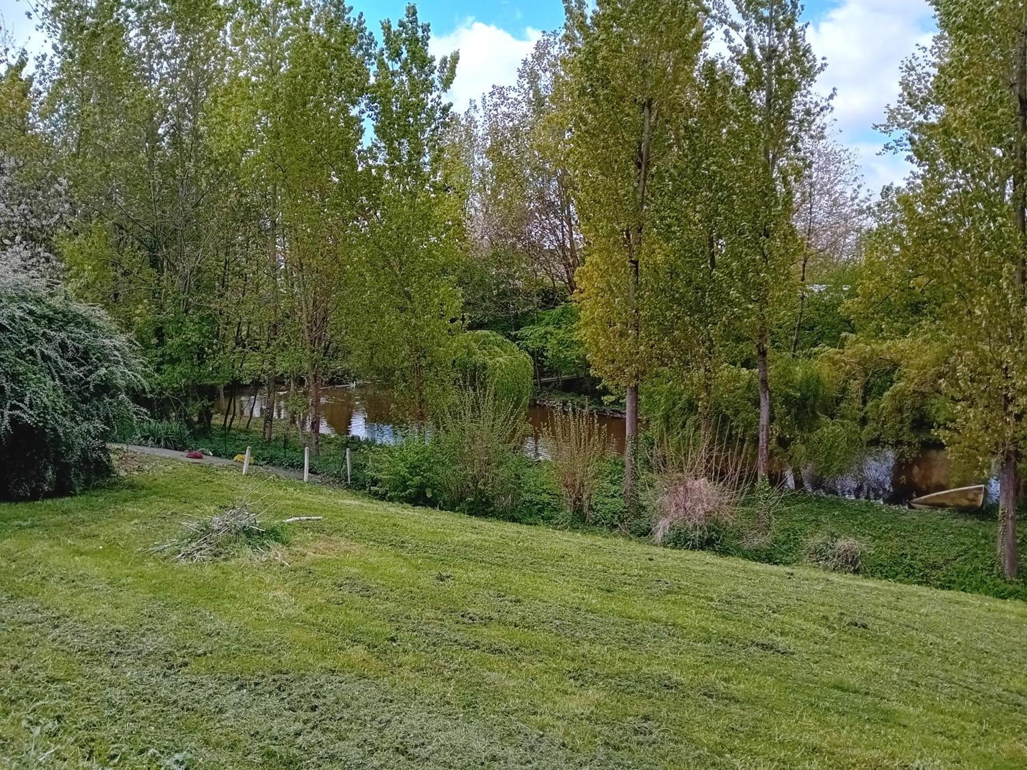 Maison Au Coeur De La Nature Cerisy-la-Foret Екстер'єр фото